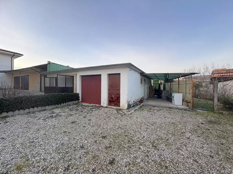 Immagine 17 di Casa indipendente in vendita  in Via Veneto a Udine