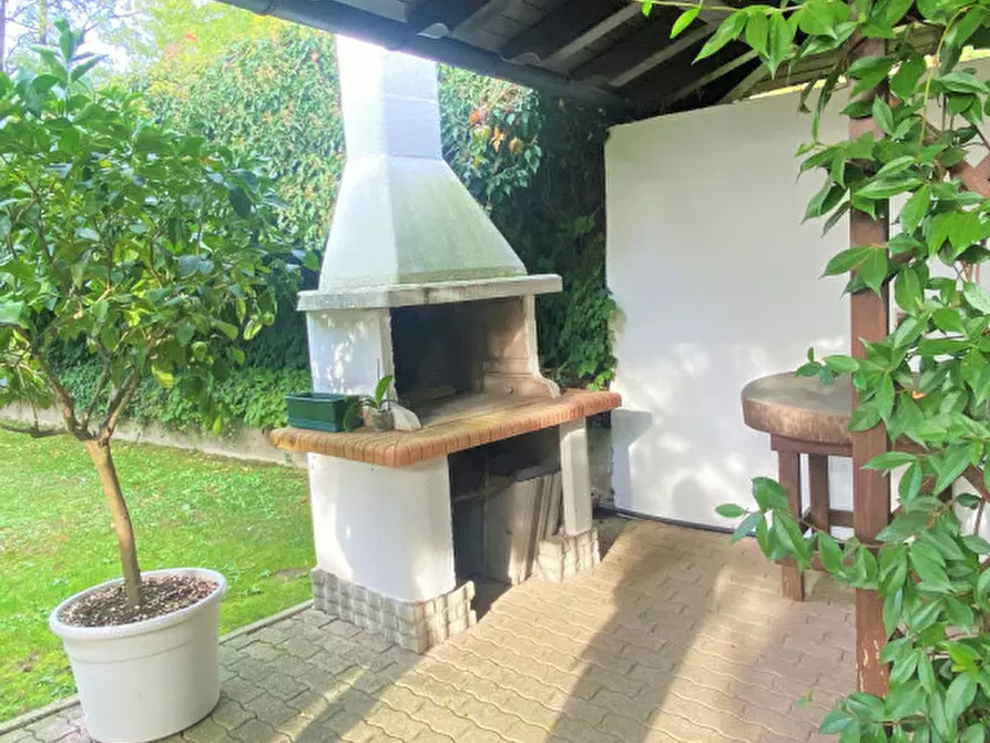 Immagine 6 di Rustico / casale in vendita  in via San Pio X 34/a a Castelfranco Veneto