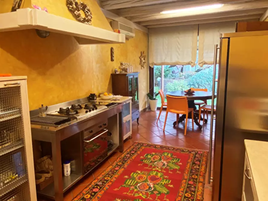 Immagine 11 di Rustico / casale in vendita  in via San Pio X 34/a a Castelfranco Veneto