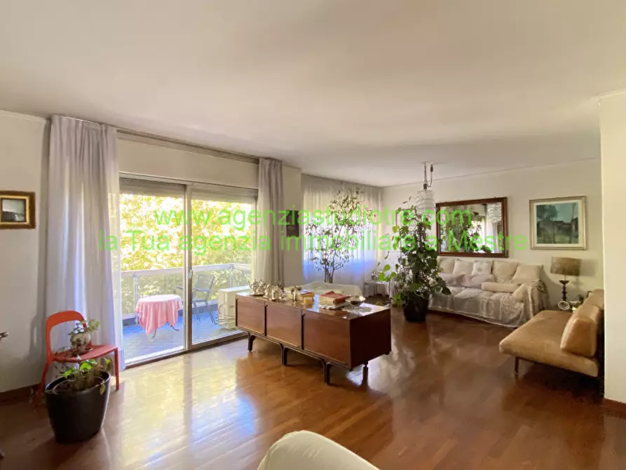 Immagine 7 di Appartamento in vendita  in via tasso a Venezia