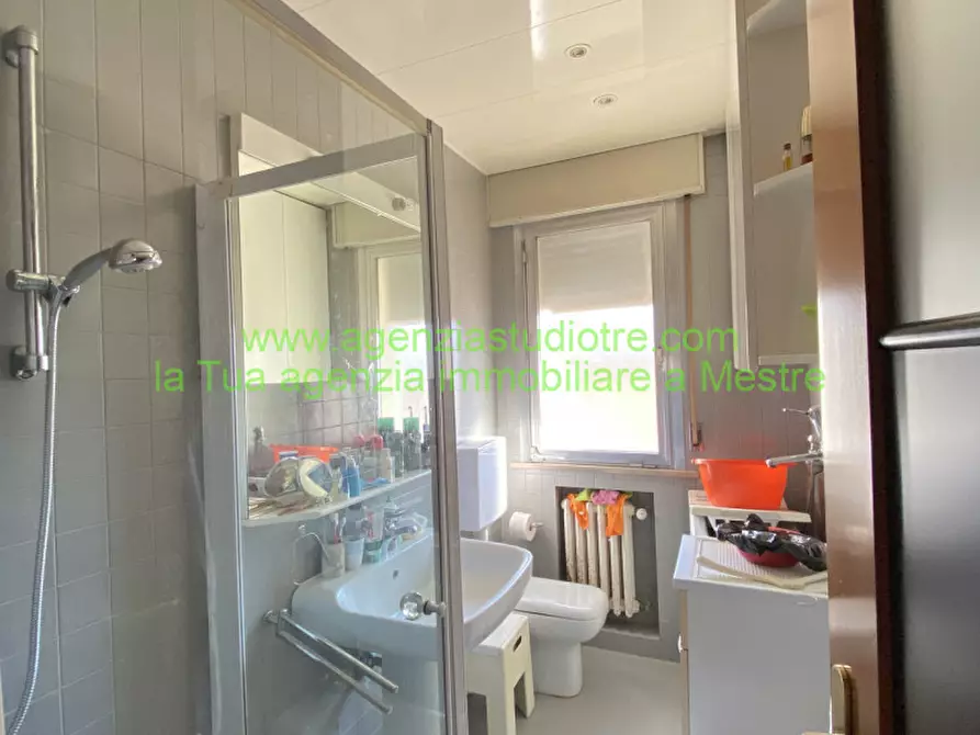 Immagine 15 di Appartamento in vendita  in via tasso a Venezia