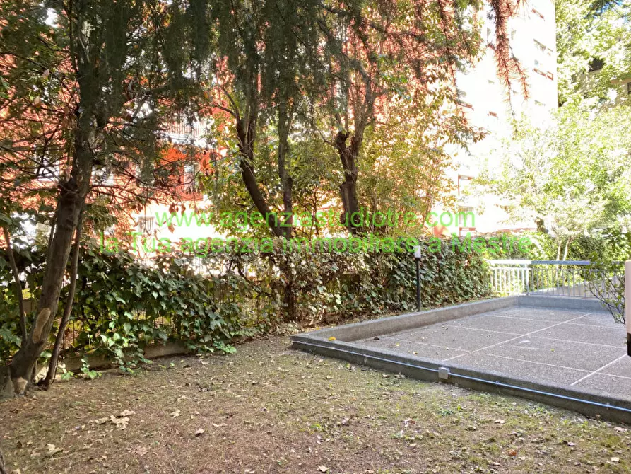 Immagine 17 di Appartamento in vendita  in via tasso a Venezia