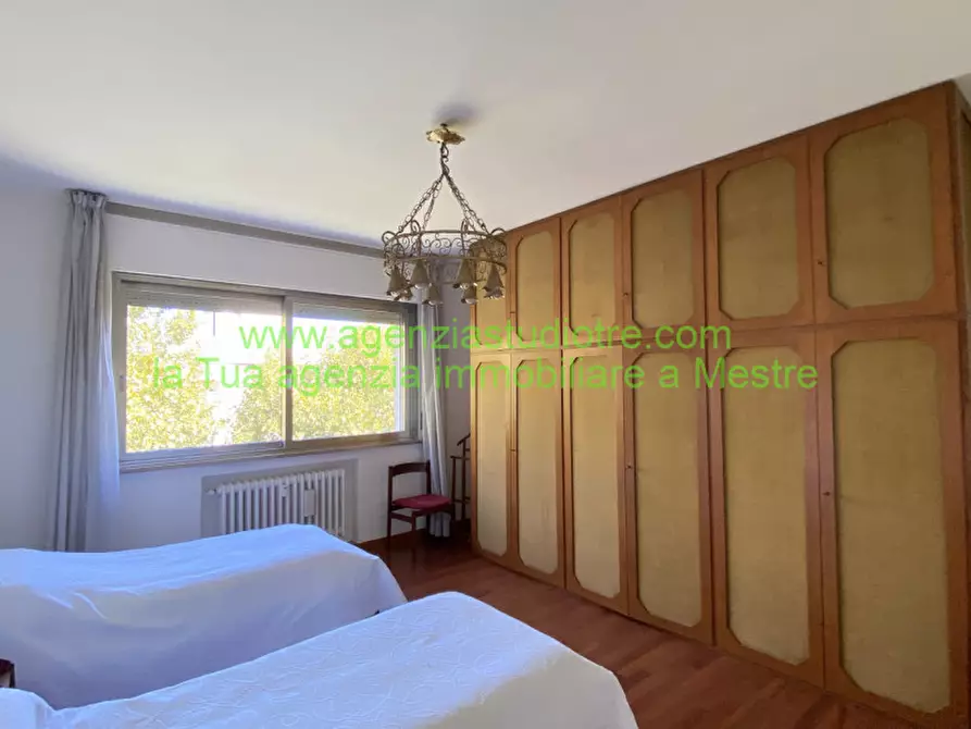 Immagine 27 di Appartamento in vendita  in via tasso a Venezia