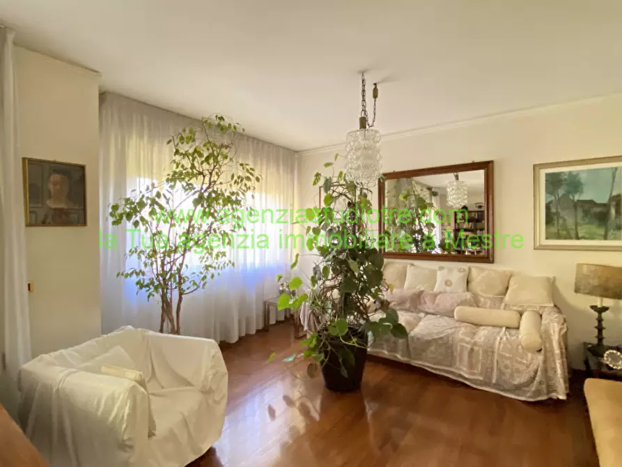 Immagine 30 di Appartamento in vendita  in via tasso a Venezia