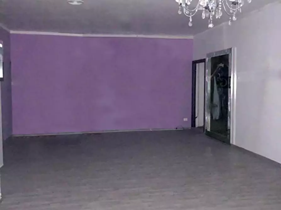 Immagine 1 di Capannone industriale in affitto  in VIA MONTELEONE DI FERMO a Roma