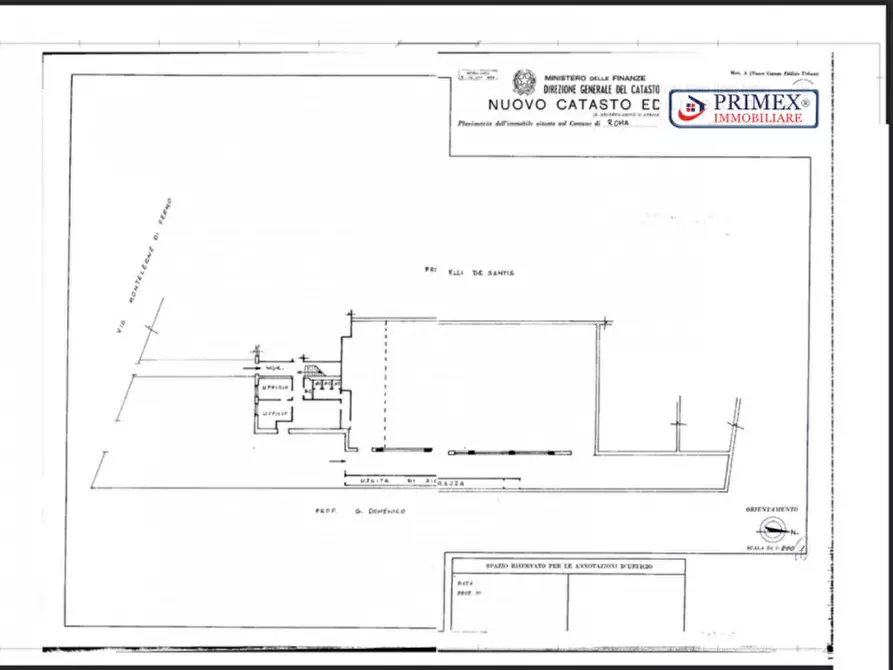 Immagine 6 di Capannone industriale in affitto  in VIA MONTELEONE DI FERMO a Roma