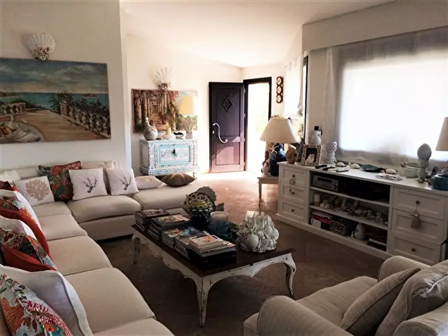 Immagine 7 di Villa in vendita  in via li scali a Arzachena