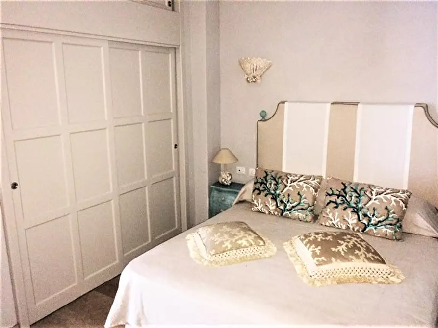 Immagine 19 di Villa in vendita  in via li scali a Arzachena