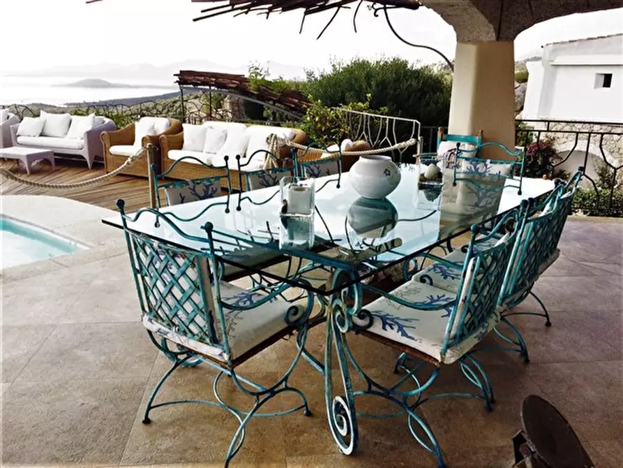 Immagine 25 di Villa in vendita  in via li scali a Arzachena