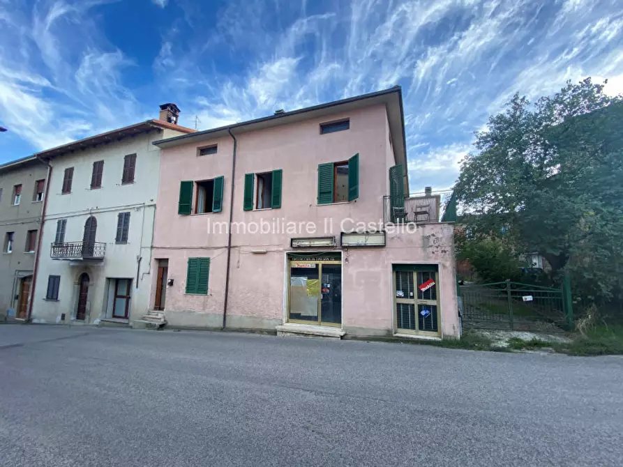 Immagine 1 di Appartamento in vendita  in Via del Giglio a Castiglione Del Lago