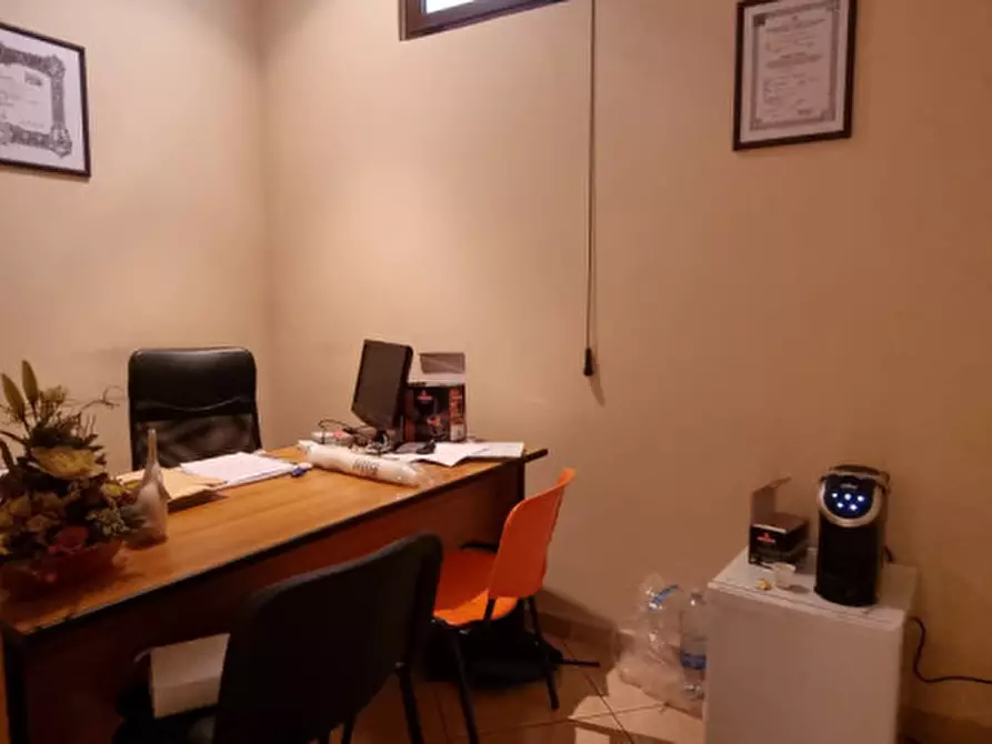 Immagine 5 di Negozio in vendita  in VIA DANTE a Merì