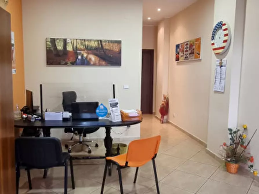 Immagine 7 di Negozio in vendita  in VIA DANTE a Merì