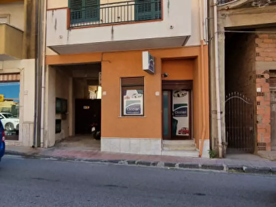Immagine 12 di Negozio in vendita  in VIA DANTE a Merì