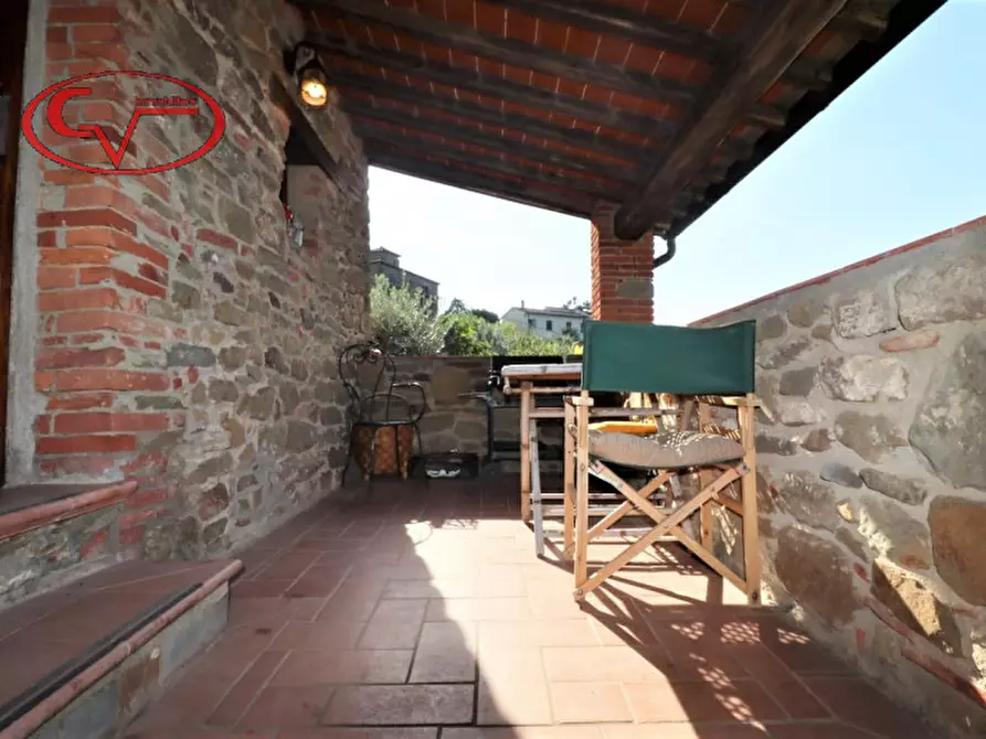 Immagine 22 di Appartamento in vendita  in frazione a Bucine