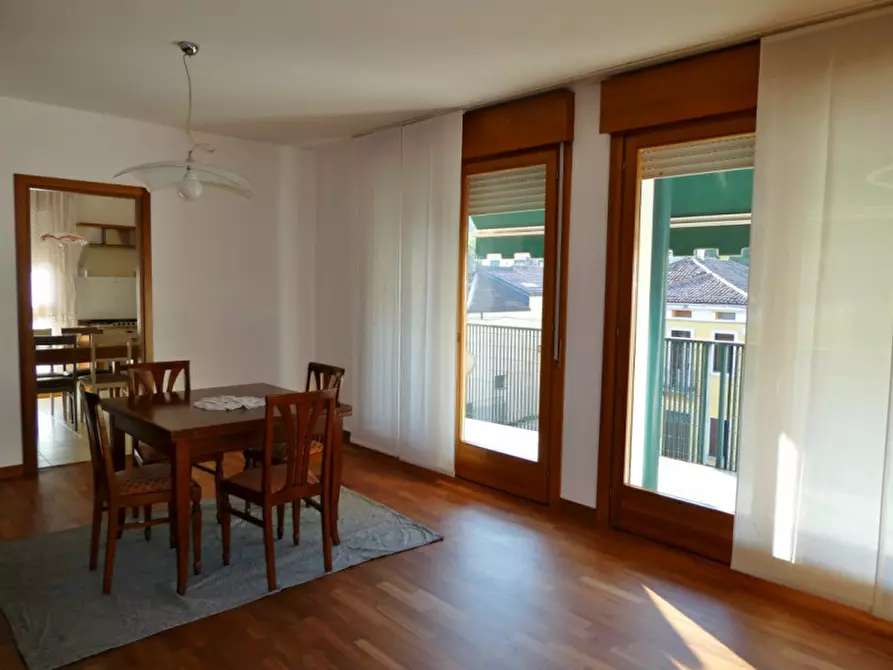 Immagine 1 di Appartamento in affitto  in VIALE FUSINATO a Vicenza