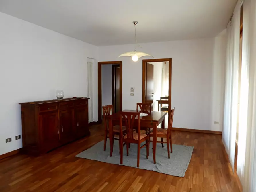 Immagine 5 di Appartamento in affitto  in VIALE FUSINATO a Vicenza