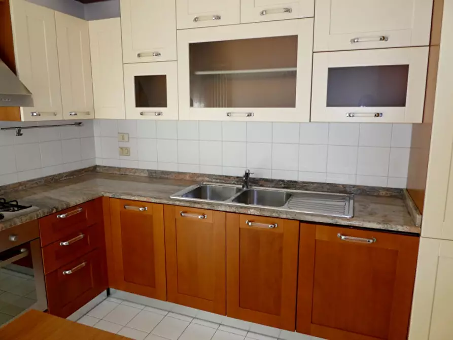 Immagine 11 di Appartamento in affitto  in VIALE FUSINATO a Vicenza