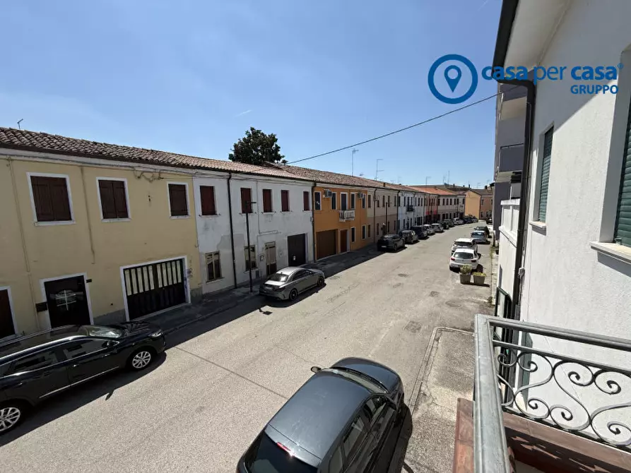 Immagine 35 di Villetta a schiera in vendita  in Adria, Via Alberto Mario a Adria