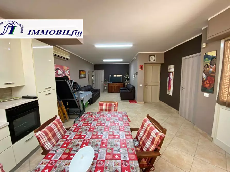 Immagine 35 di Villa in vendita  in via l 20 43 a Misilmeri