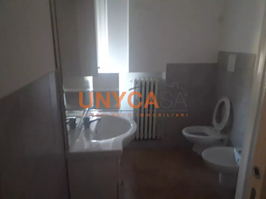 Immagine 6 di Appartamento in vendita  a Verona