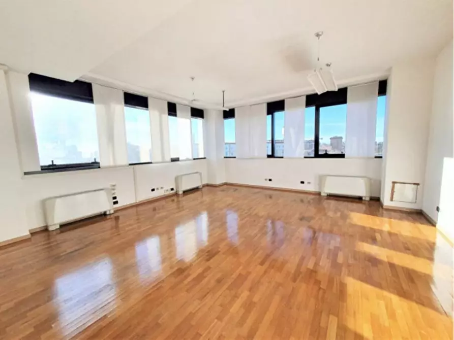 Immagine 6 di Ufficio in affitto  in VIA CANTORE GEN. a Sesto San Giovanni