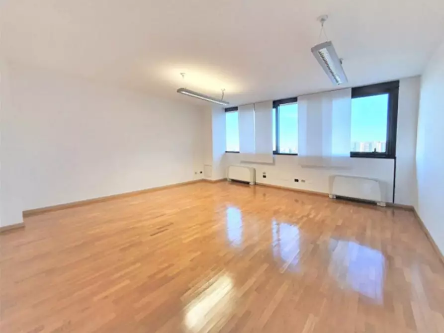 Immagine 10 di Ufficio in affitto  in VIA CANTORE GEN. a Sesto San Giovanni