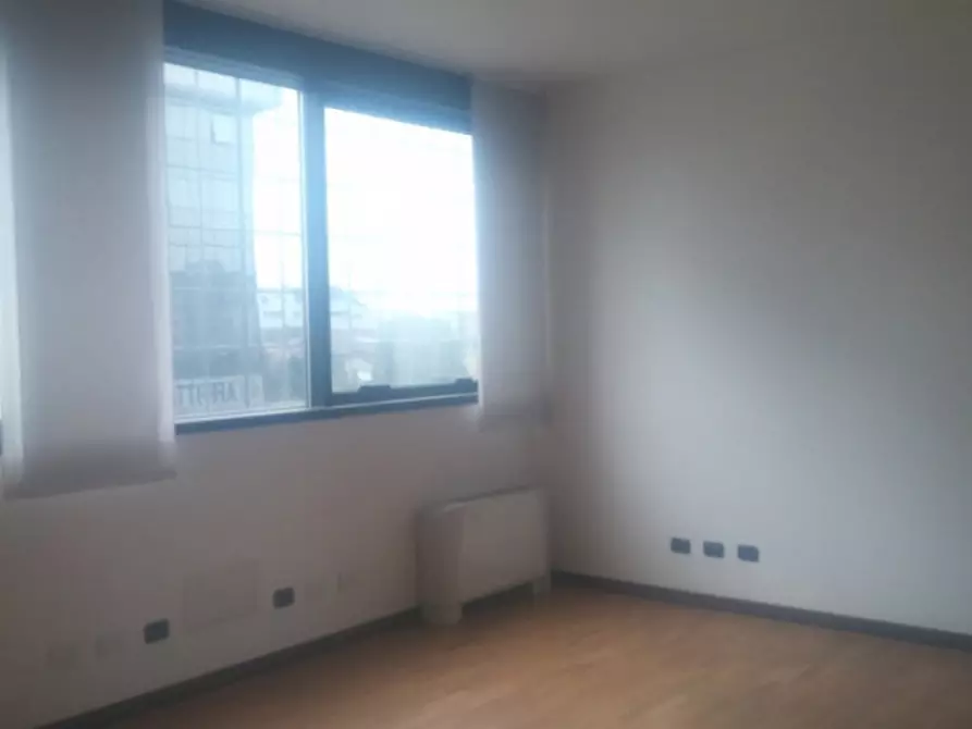Immagine 21 di Ufficio in affitto  in VIA CANTORE GEN. a Sesto San Giovanni
