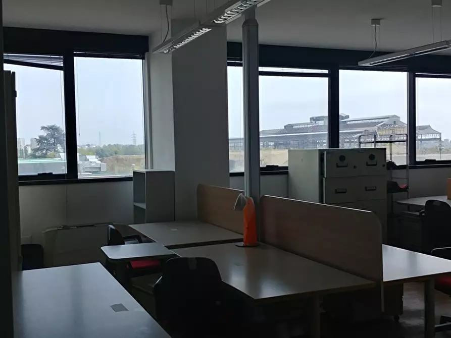 Immagine 13 di Ufficio in affitto  in VIA CANTORE GEN. a Sesto San Giovanni