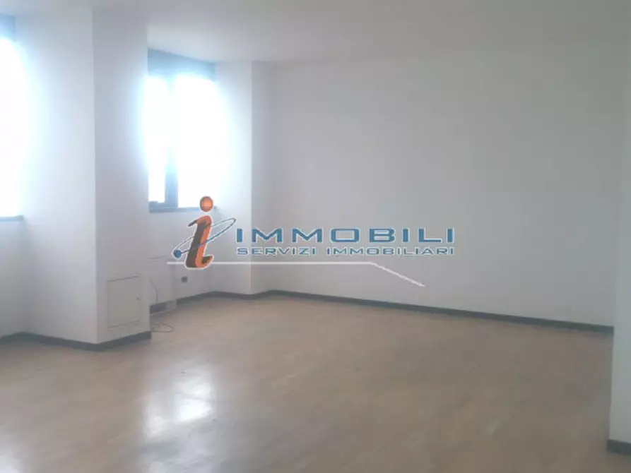 Immagine 3 di Ufficio in affitto  in VIA CANTORE GEN. a Sesto San Giovanni