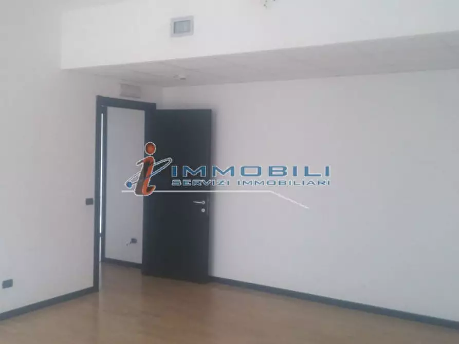 Immagine 5 di Ufficio in affitto  in VIA CANTORE GEN. a Sesto San Giovanni
