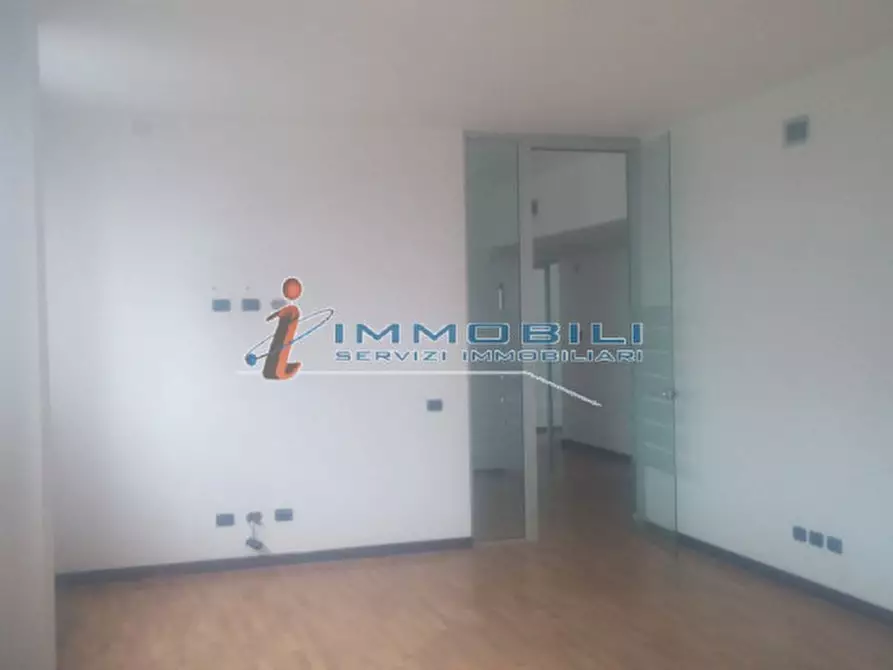 Immagine 12 di Ufficio in affitto  in VIA CANTORE GEN. a Sesto San Giovanni