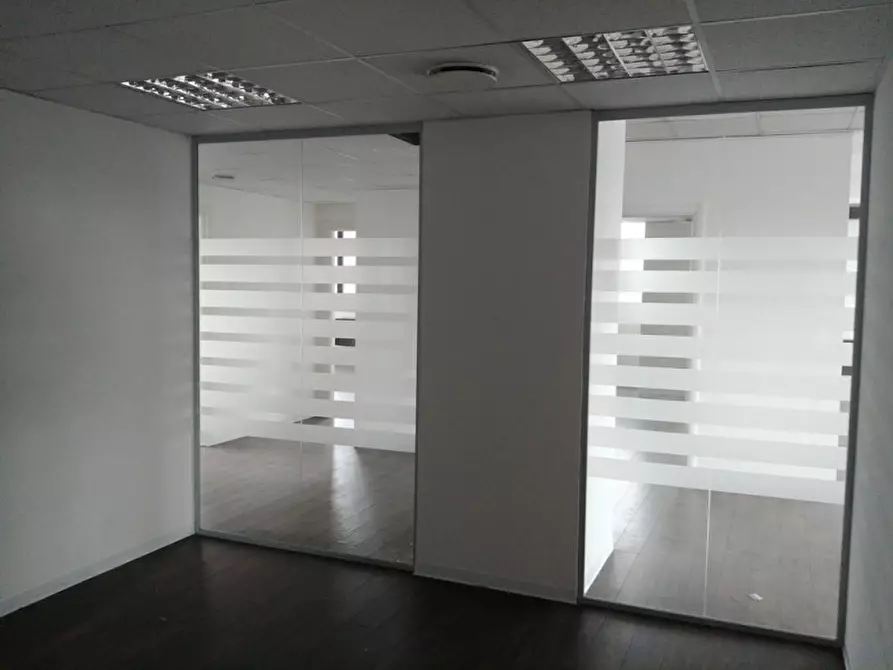 Immagine 6 di Ufficio in affitto  in VIA BARTOLOMEO COLLEONI a Agrate Brianza