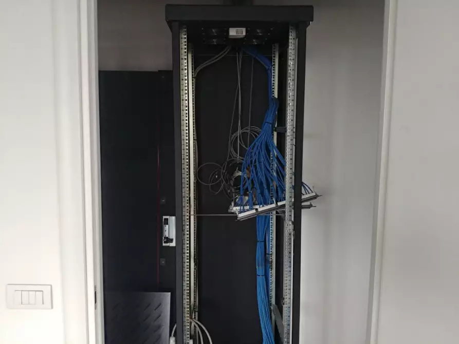 Immagine 7 di Ufficio in affitto  in VIA BARTOLOMEO COLLEONI a Agrate Brianza