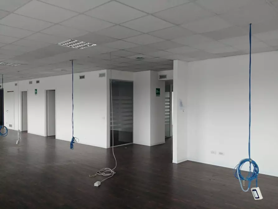 Immagine 13 di Ufficio in affitto  in VIA BARTOLOMEO COLLEONI a Agrate Brianza