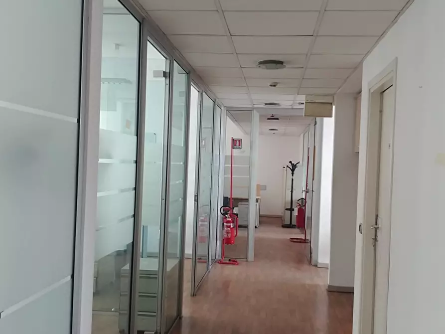 Immagine 8 di Attività commerciale in affitto  in VIA CANTORE GEN. a Sesto San Giovanni