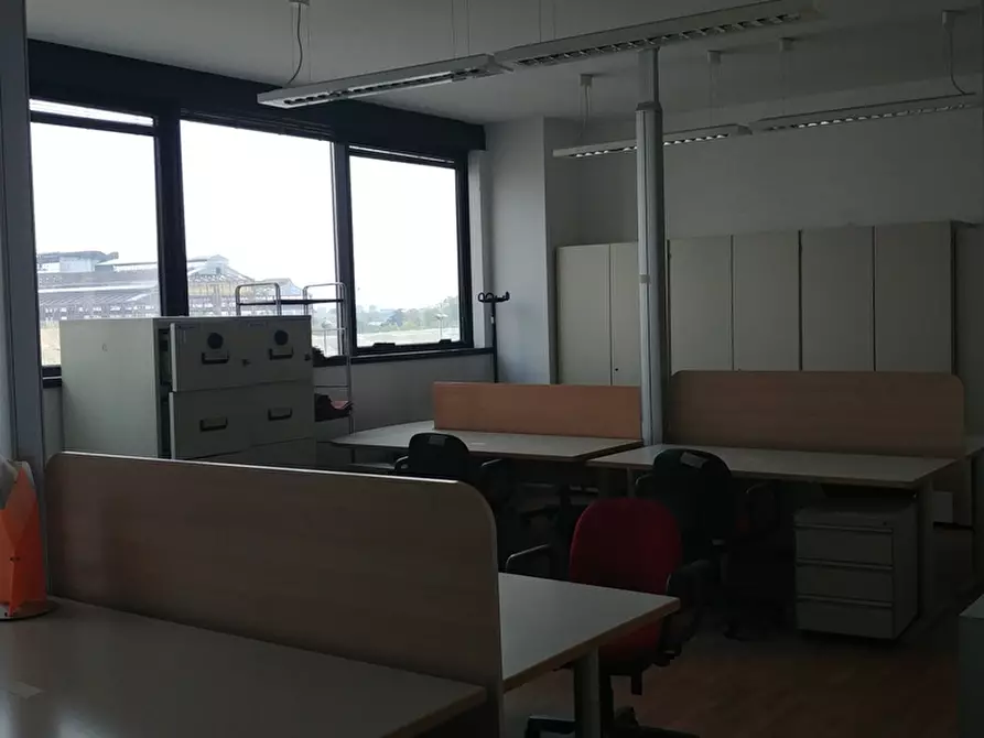 Immagine 14 di Attività commerciale in affitto  in VIA CANTORE GEN. a Sesto San Giovanni