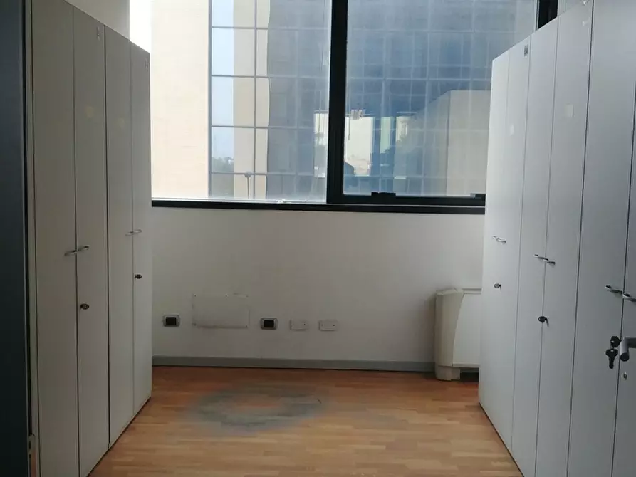 Immagine 19 di Attività commerciale in affitto  in VIA CANTORE GEN. a Sesto San Giovanni