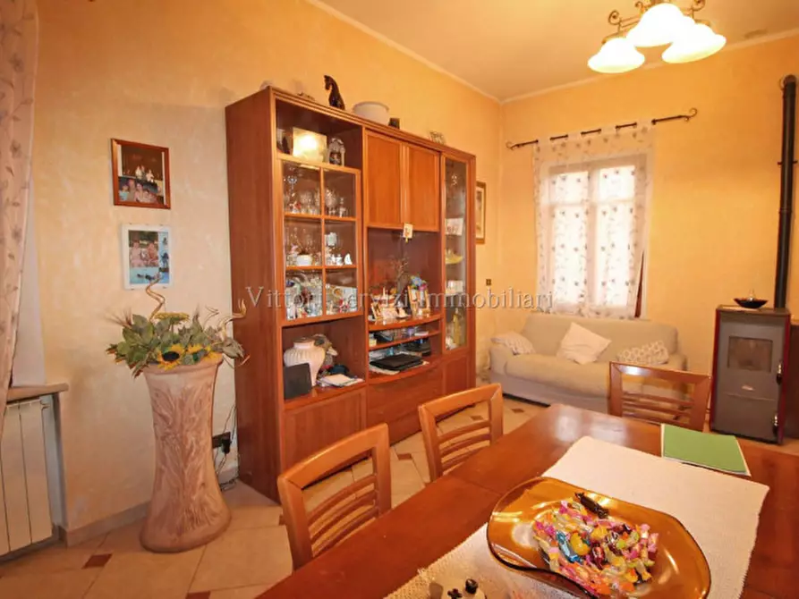 Immagine 5 di Casa bifamiliare in vendita  in Via Firenze a Sinalunga