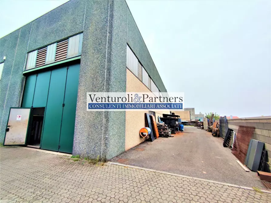 Immagine 3 di Capannone industriale in vendita  in via sorattino a Lonato del Garda