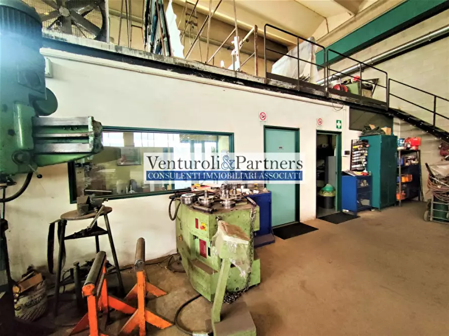 Immagine 7 di Capannone industriale in vendita  in via sorattino a Lonato del Garda