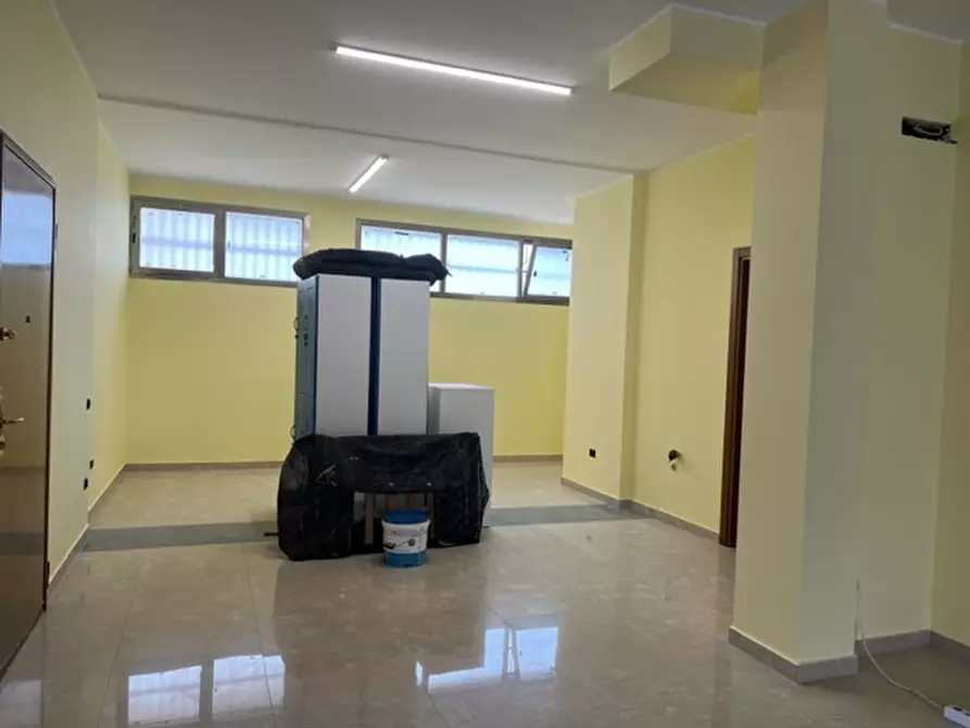 Immagine 2 di Negozio in affitto  a Quartu Sant'elena