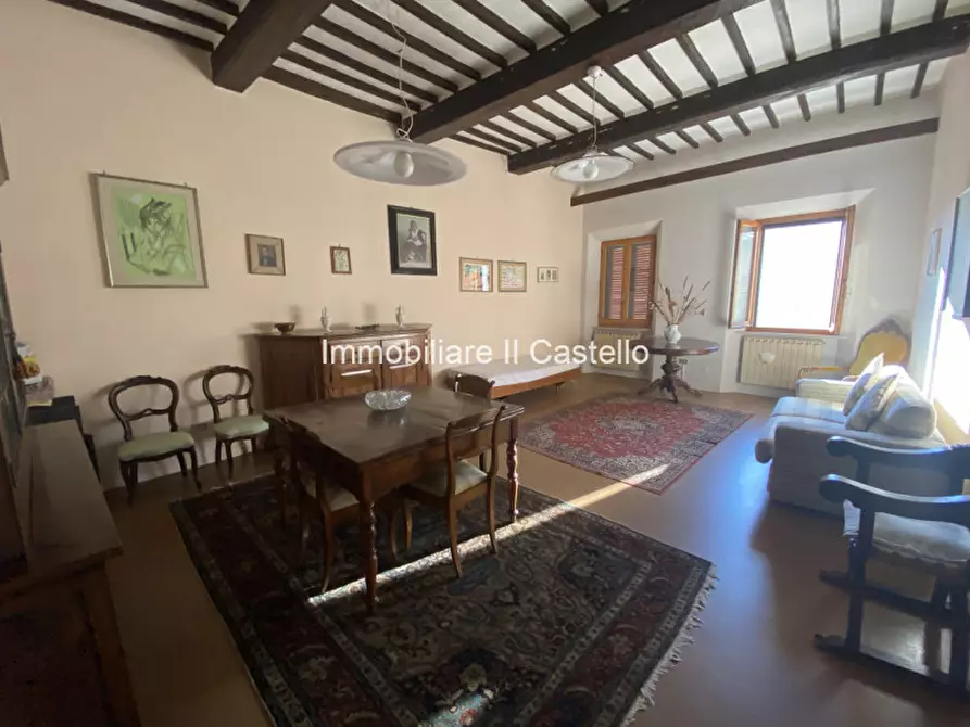 Immagine 4 di Appartamento in vendita  in Via Vittorio Emanuele a Castiglione Del Lago