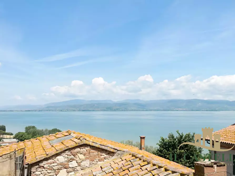 Immagine 6 di Appartamento in vendita  in Via Vittorio Emanuele a Castiglione Del Lago