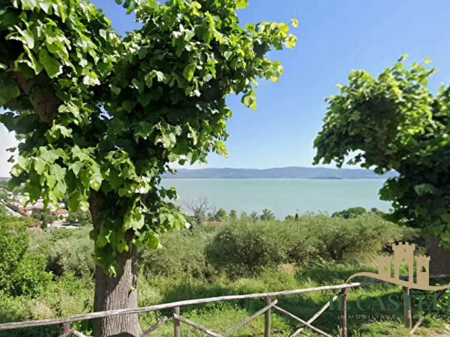 Immagine 10 di Appartamento in vendita  in Via Vittorio Emanuele a Castiglione Del Lago