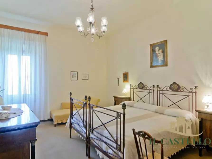Immagine 12 di Appartamento in vendita  in Via Vittorio Emanuele a Castiglione Del Lago