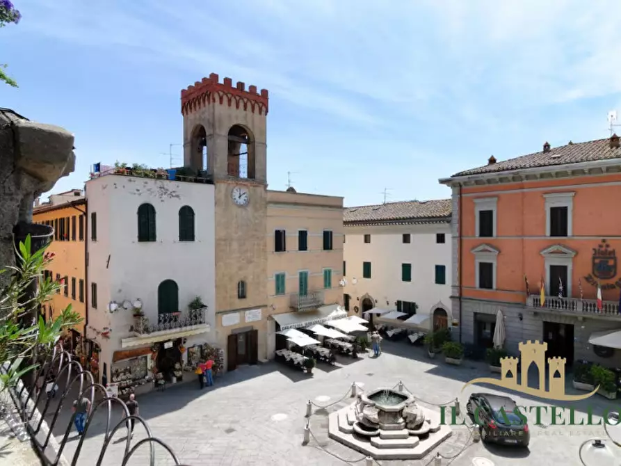Immagine 21 di Appartamento in vendita  in Via Vittorio Emanuele a Castiglione Del Lago