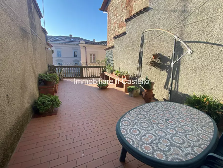 Immagine 30 di Appartamento in vendita  in Via Vittorio Emanuele a Castiglione Del Lago