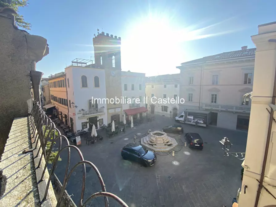 Immagine 30 di Appartamento in vendita  in Via Vittorio Emanuele a Castiglione Del Lago