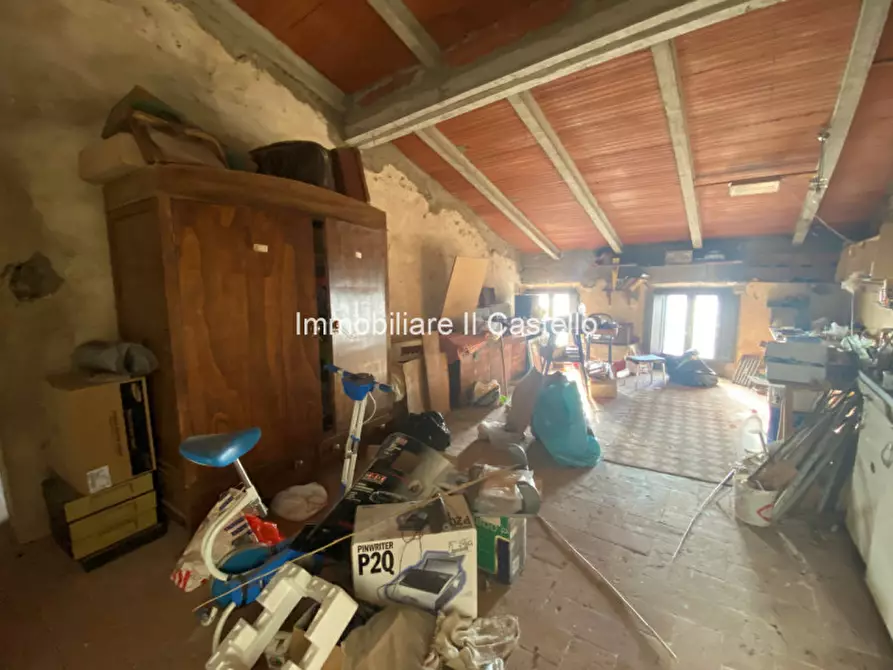 Immagine 37 di Appartamento in vendita  in Via Vittorio Emanuele a Castiglione Del Lago