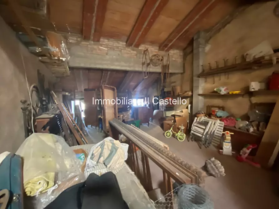 Immagine 38 di Appartamento in vendita  in Via Vittorio Emanuele a Castiglione Del Lago